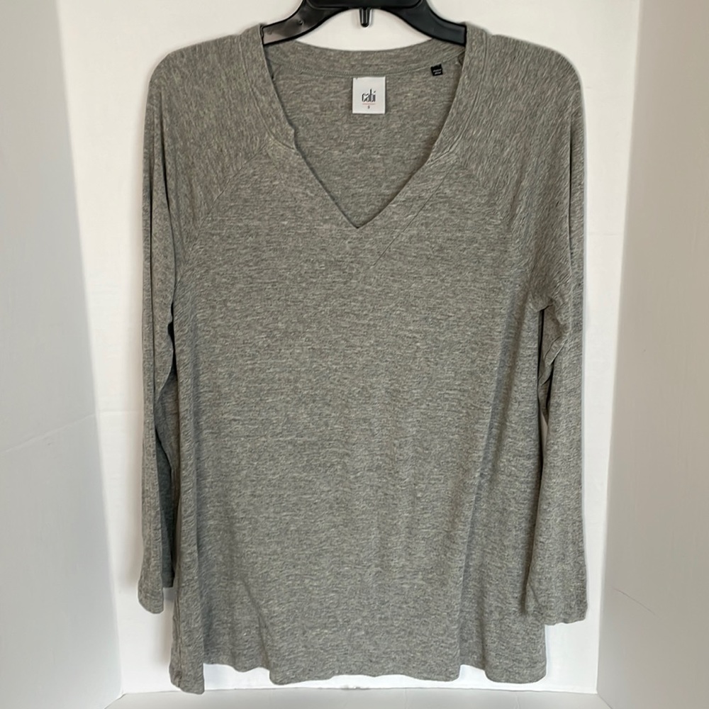 CAbi offhand  grey long sleeve tunic size women’s small